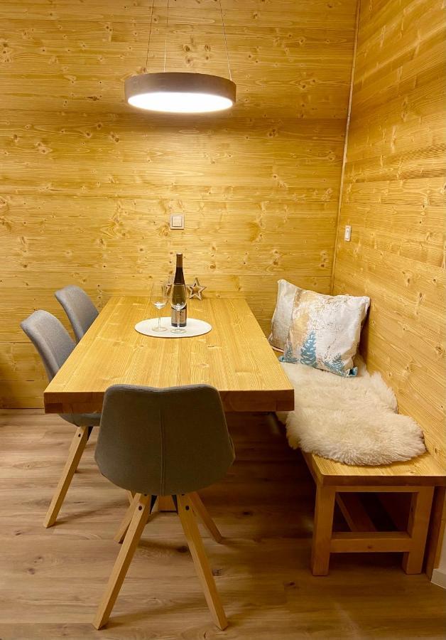 Apartmany Jasna, Biela Put 迪马诺卡多林纳 外观 照片