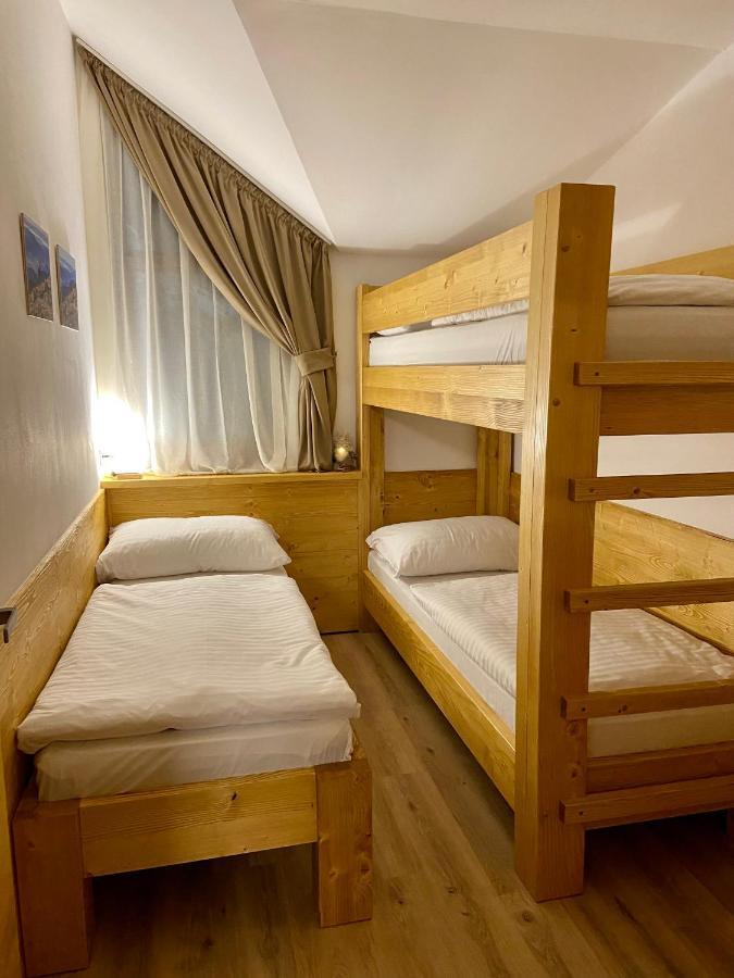 Apartmany Jasna, Biela Put 迪马诺卡多林纳 外观 照片